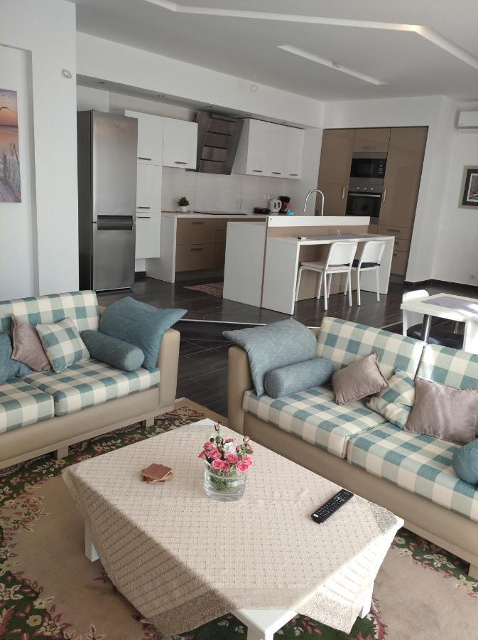 Deppy'S House Villa นิกิติ ภายนอก รูปภาพ